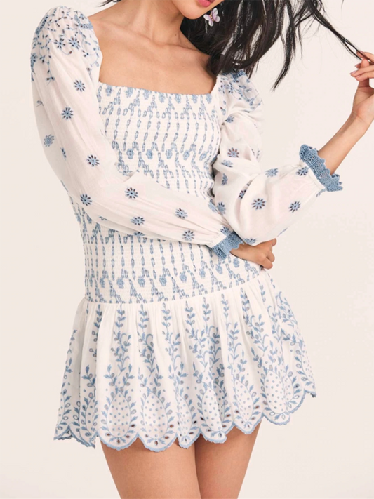 Blue and White Porcelain Embroidered Bodycon Dress – Sleeveless Spring Look
