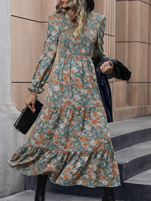 Elegant Green Floral Long Dress – Graceful Fit & Woven Polyester