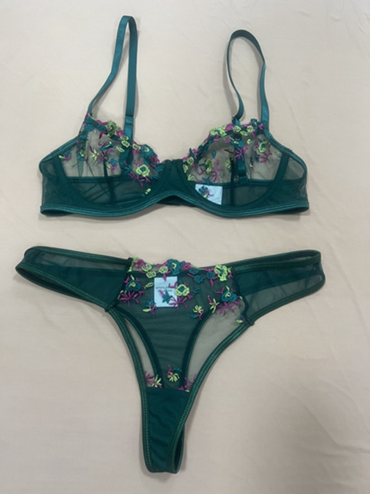 Floral Sheer Knit Lingerie Set – Soft Stretch Polyester Blend