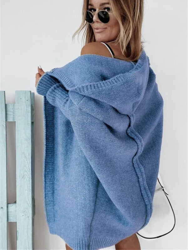 Batwing-neuletakki hupulla – Smiling Maria