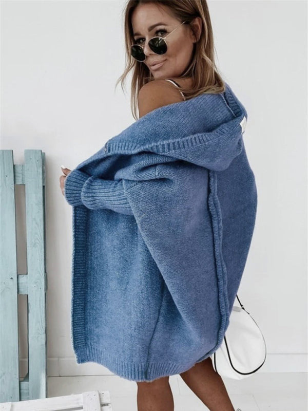 Batwing-neuletakki hupulla – Smiling Maria