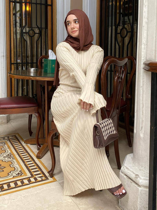 Knit Casual Round Neck Waist Dress – Lightweight, Spring-Summer Style