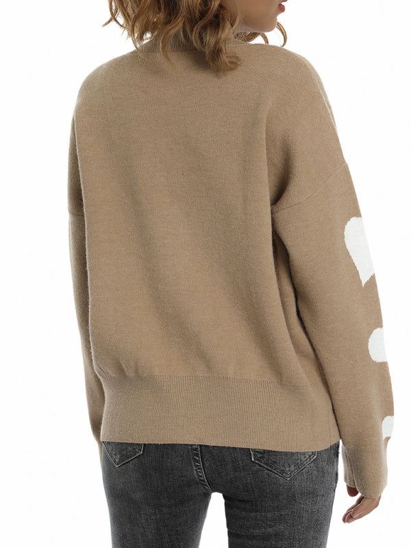 Neulottu sydännapillinen neuletakki