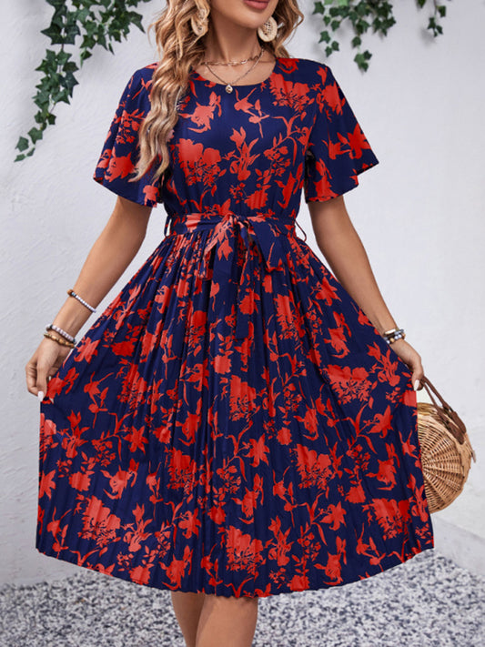 Floral Print Waist-Defined Dress – Round Neck, Lace Detail, Spring Look