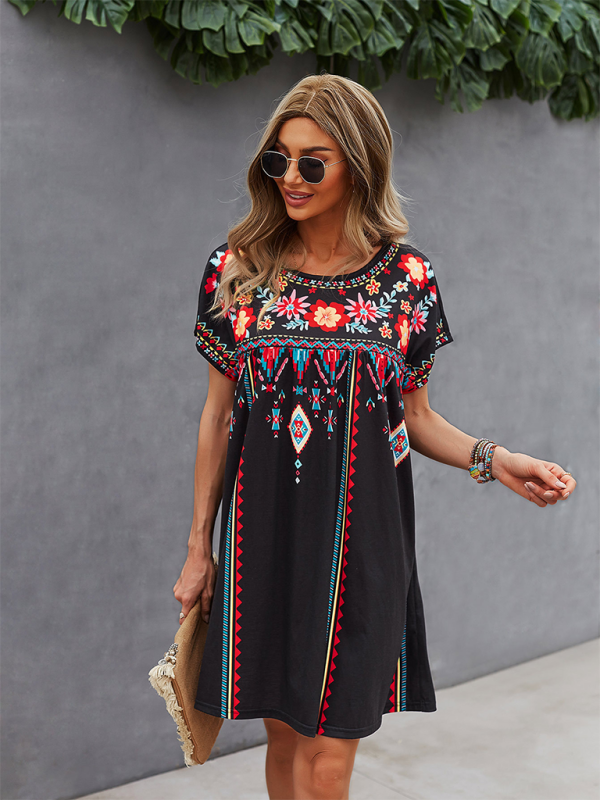 Geometric Print Loose Holiday Dress – Lightweight Woven Polyester, Spring-Summer Style