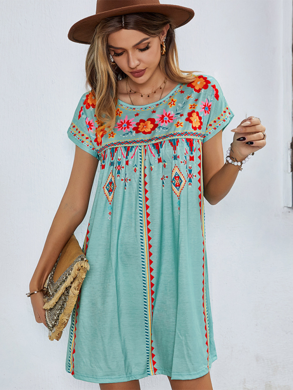 Geometric Print Loose Holiday Dress – Lightweight Woven Polyester, Spring-Summer Style