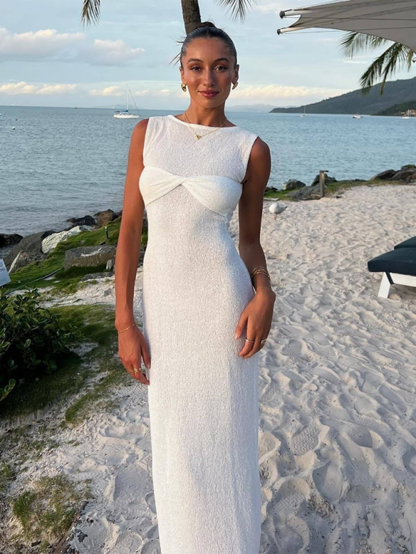 Sleeveless Knit Cotton Maxi Dress – Round Neck, Body-Hugging Fit