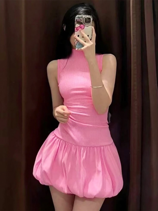 Slim Pleated Knit Dress with Open Back – Sleeveless Spring-Summer Style
