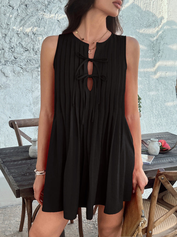 Sleeveless Pleated Midi Dress – Lace-Up Waist & A-Line Fit for Spring-Summer Days