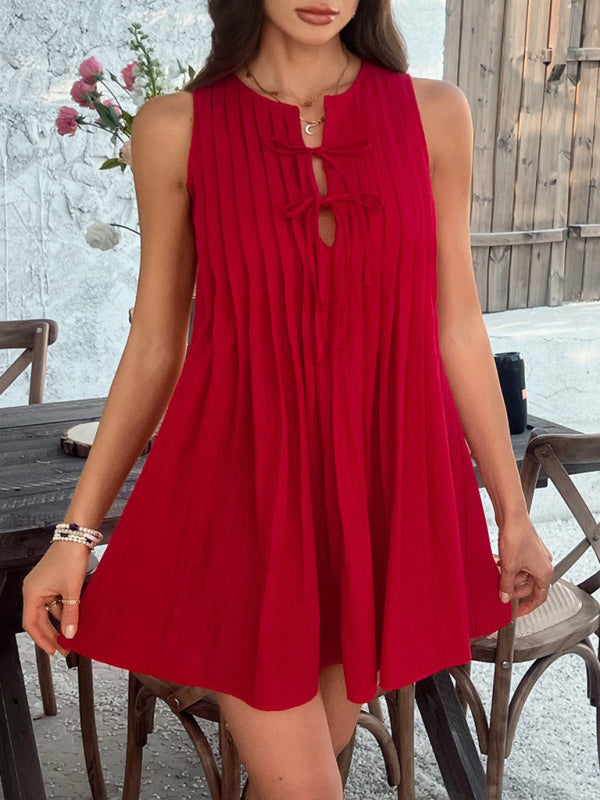 Sleeveless Pleated Midi Dress – Lace-Up Waist & A-Line Fit for Spring-Summer Days