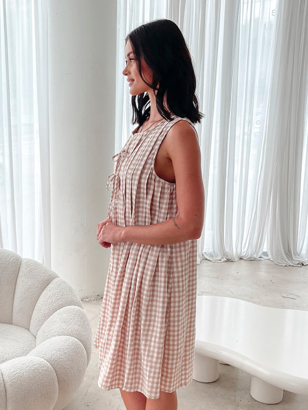 Plaid V-Neck Lace-Up Sleeveless Dress – Lightweight Spring-Summer Style