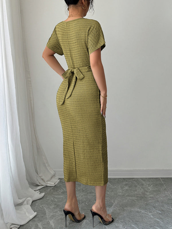 Slim Fit Midi Dress – Green Knit Style with Self-Design Pattern