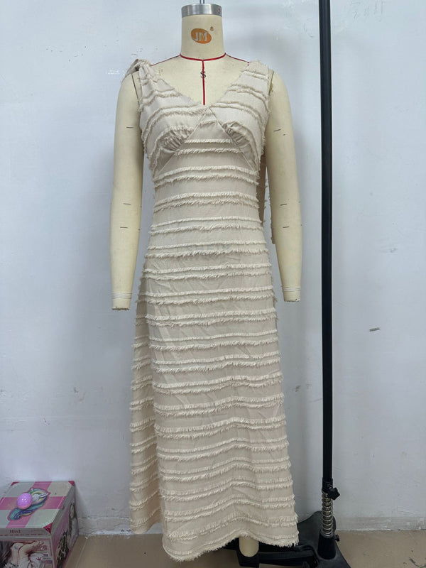 Elegant V-Neck Textured Midi Dress – Autumn-Winter Daily Wear
