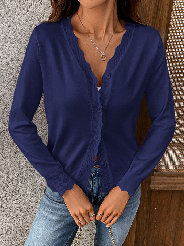 V-kaula-aukkoinen neulejakku pitkillä hihoilla