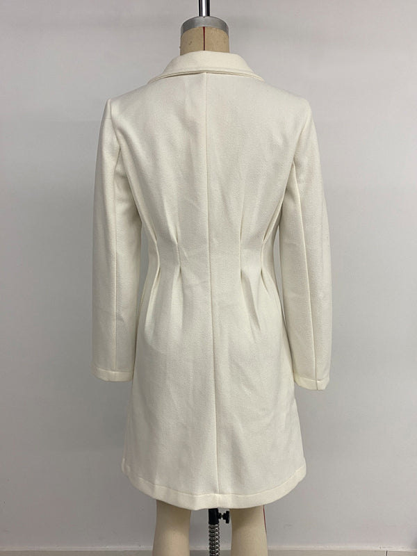 معطف أنيق من مزيج الصوف مع أزرار لؤلؤية – Smiling Maria