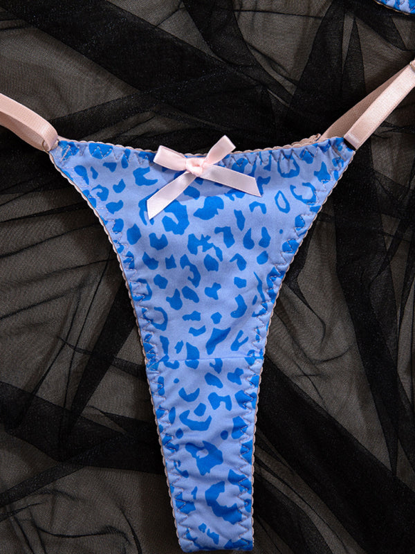 Conjunto de Lingerie em Renda Rosa Claro e Leopardo Azul