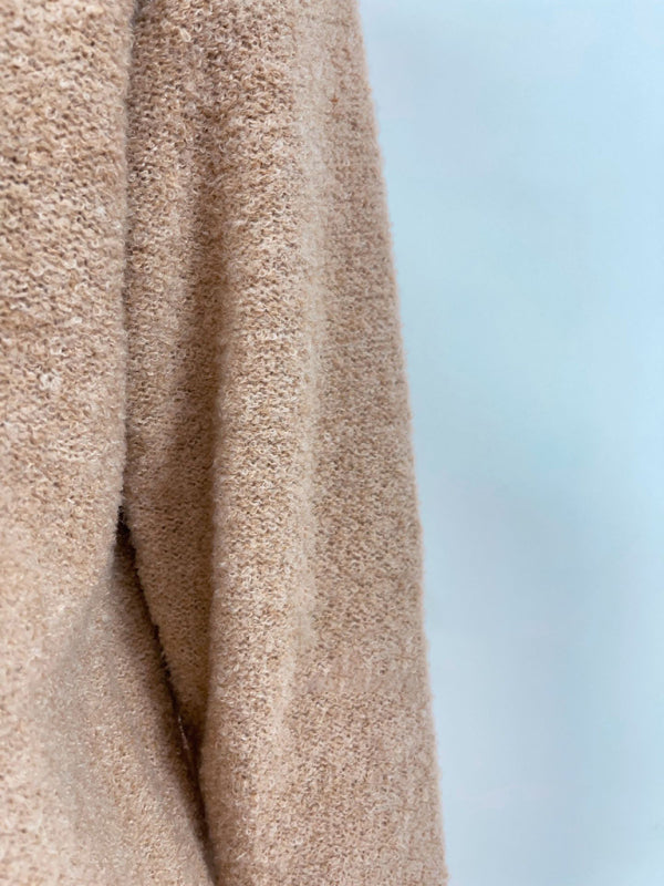 Camisola de Malha com Botões à Frente