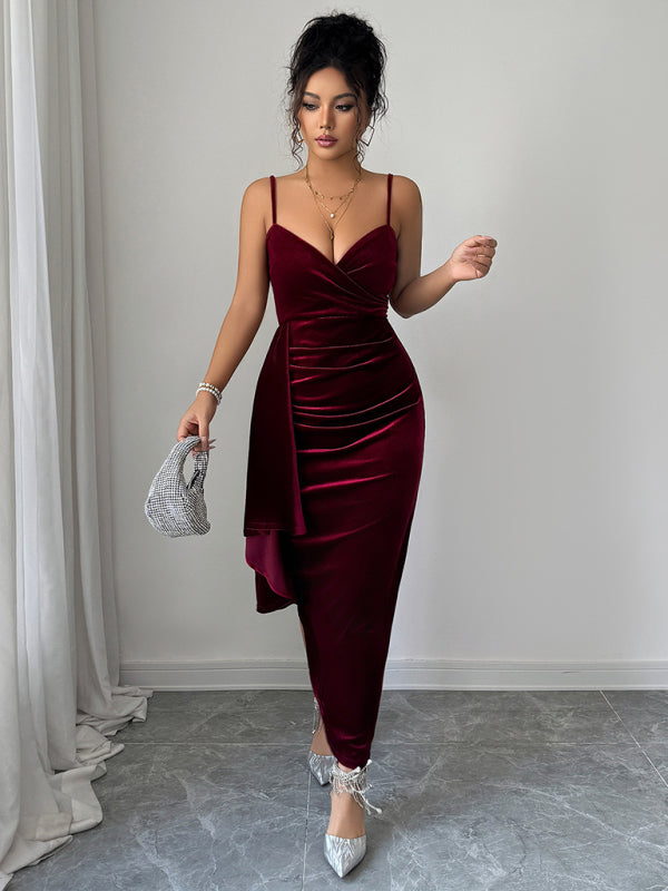 Elegant Long Evening Gown with Straps