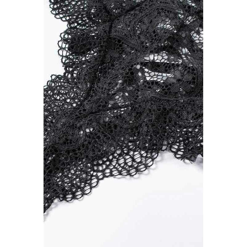 Smiling Maria lace bralette and high-waist panty set featuring intricate black lace detailing