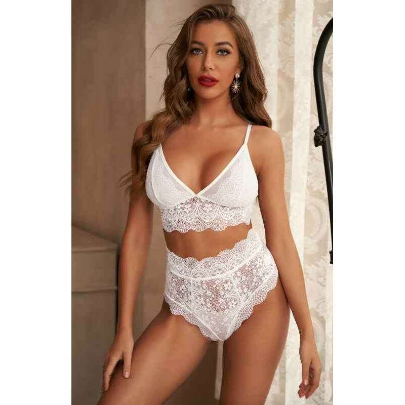 Smiling Maria Lace Bralette and High-Waist Panty Set in White with Scalloped Edges for Elegant Comfort