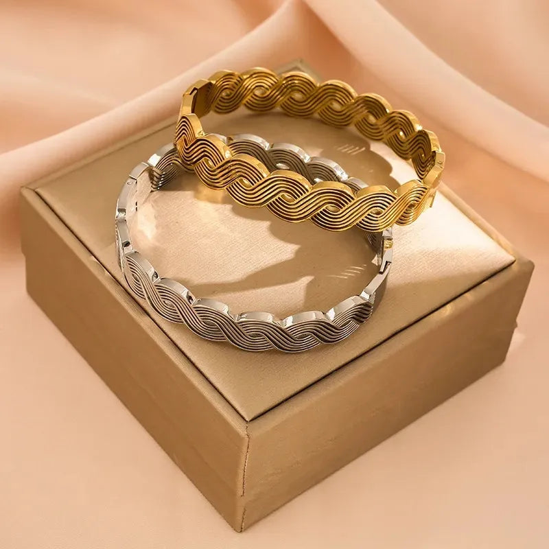 Retro Titanium Steel Cross-Line Bracelet