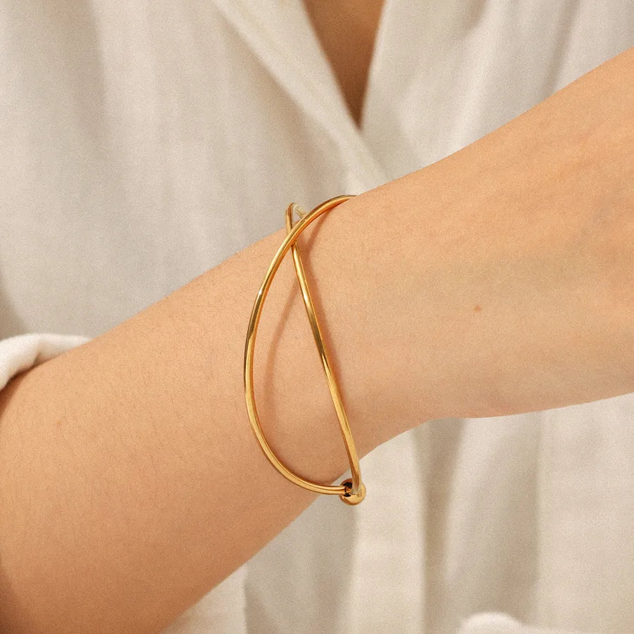 18K Gold Plated Stainless Steel Line Bangle