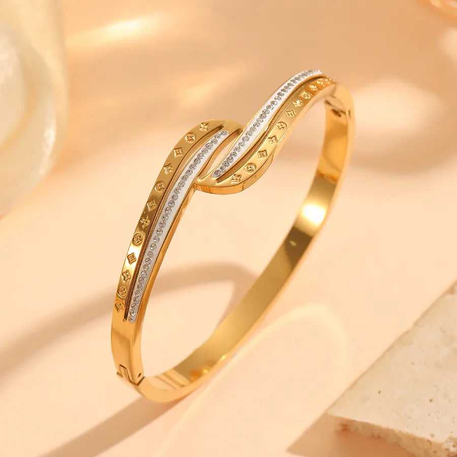 18K Gold Flower Bangle – Stainless Steel Gold 1.3*1.1cm