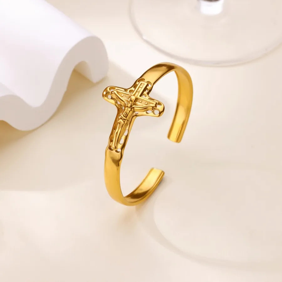 18K Gold Plated Cross & Bear Charm Bracelet