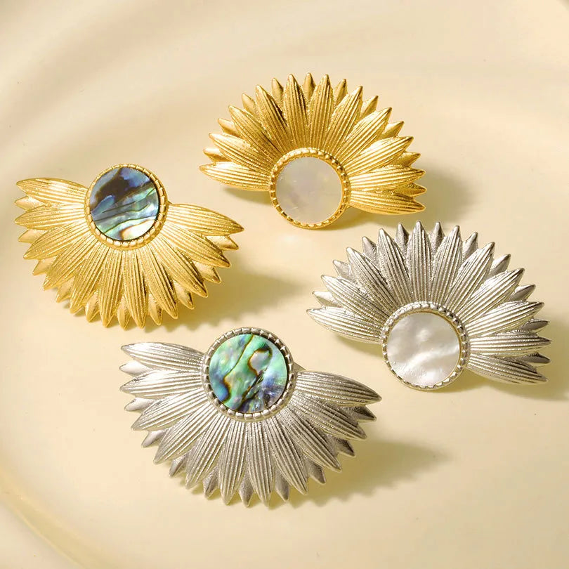 Vintage Fan Shell Ring – 18K Gold Stainless Steel