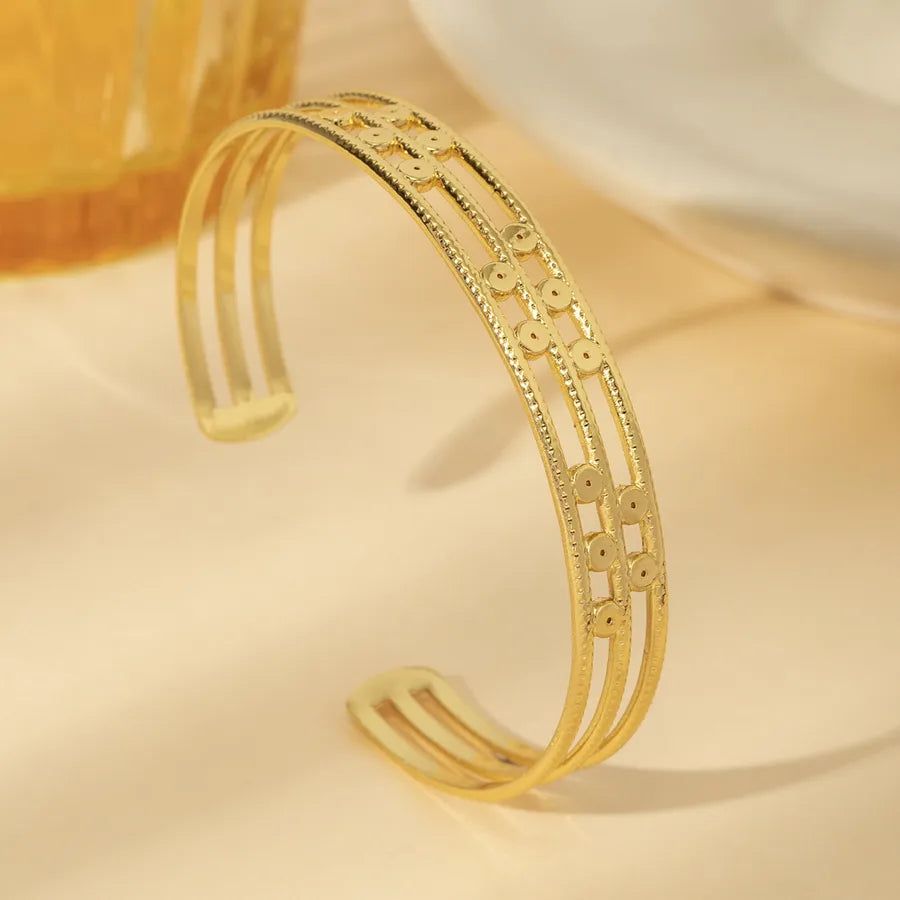 18K Gold Plated Stainless Steel Open Bangle Stainless Steel Electroplated 18k Real Gold Wide Line Open Bracelet Style 2