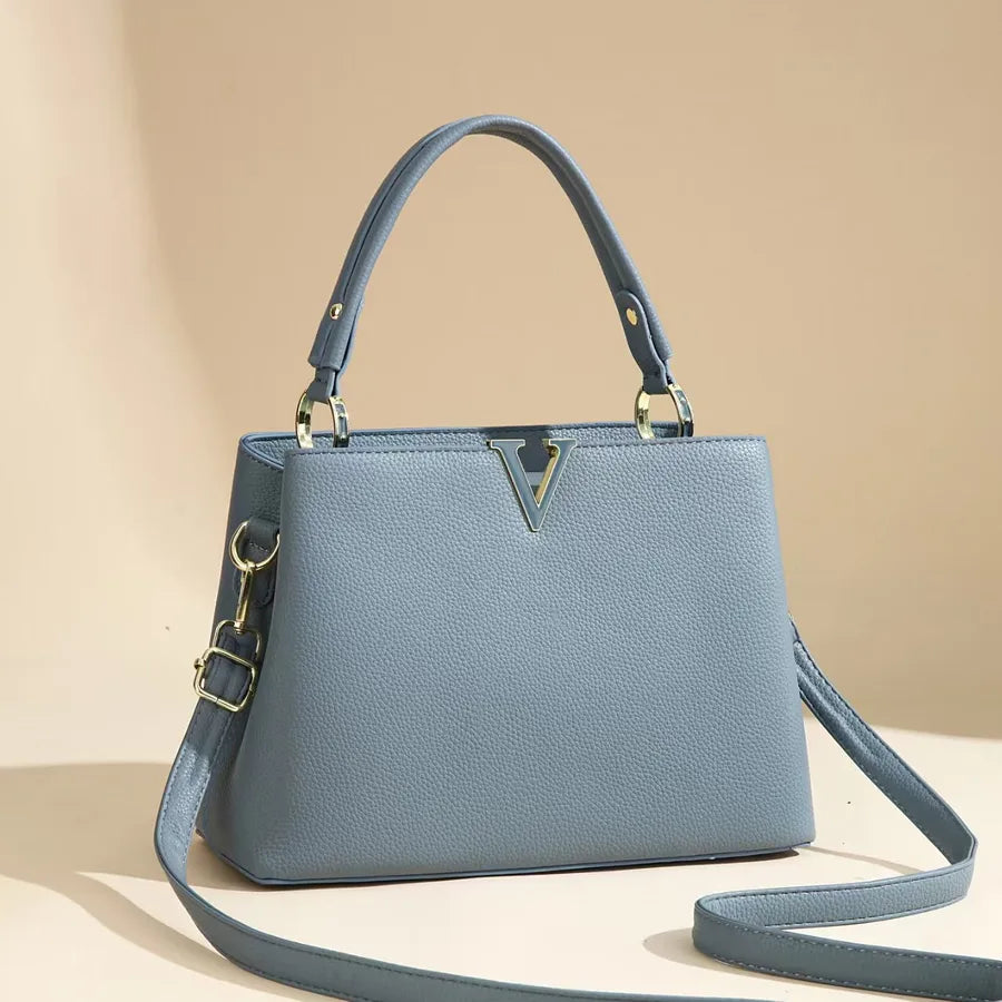 Elegant Lightweight Women's Shoulder Handbag