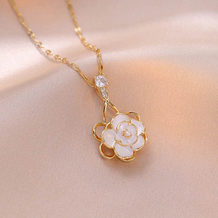 Titanium Steel Rose Flower Pendant Necklace X3044 Rotating Camellia Necklace