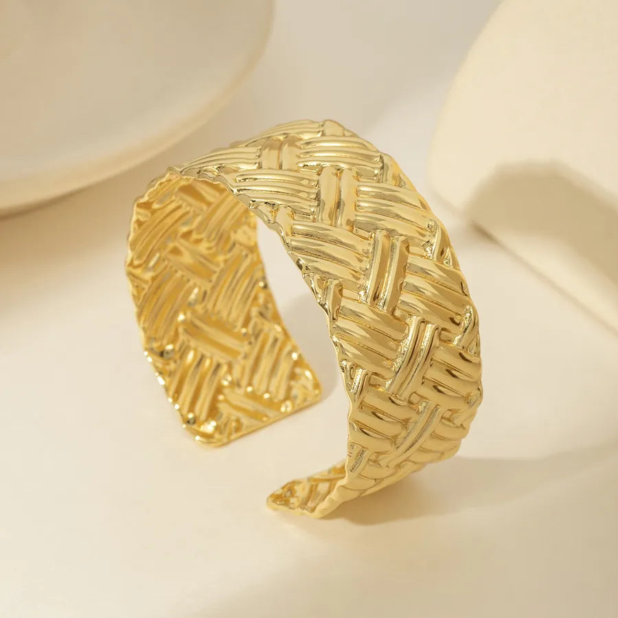 18K Gold Plated Stainless Steel Open Bangle Stainless Steel Electroplated 18k Gold Texture Wide Bracelet Style 1