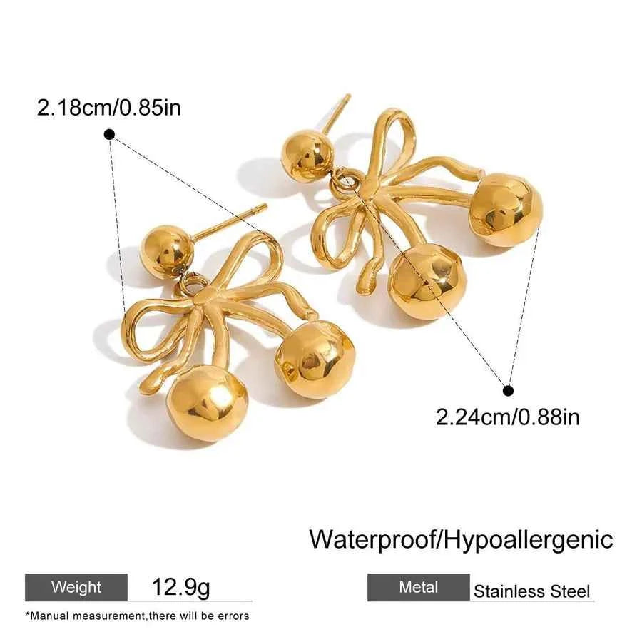 18K Plated Waterproof Geometric Pendant Necklace