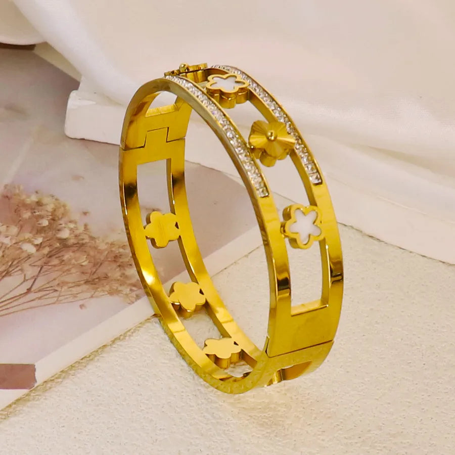 18K Gold Plated Zircon Hollow Stainless Steel Bracelet Average Size Gold Style 39