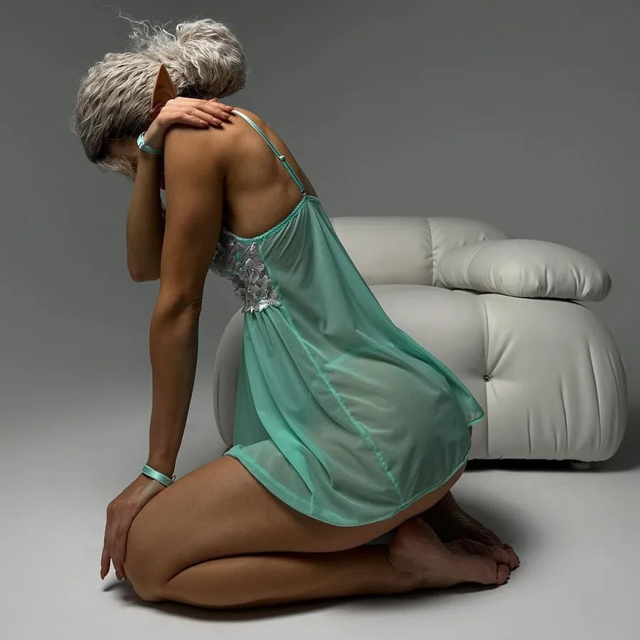 Women's Seamless V-Neck Lingerie Set