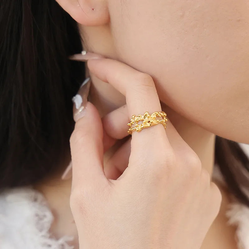 Elegant Irregular Shell Ring for Women