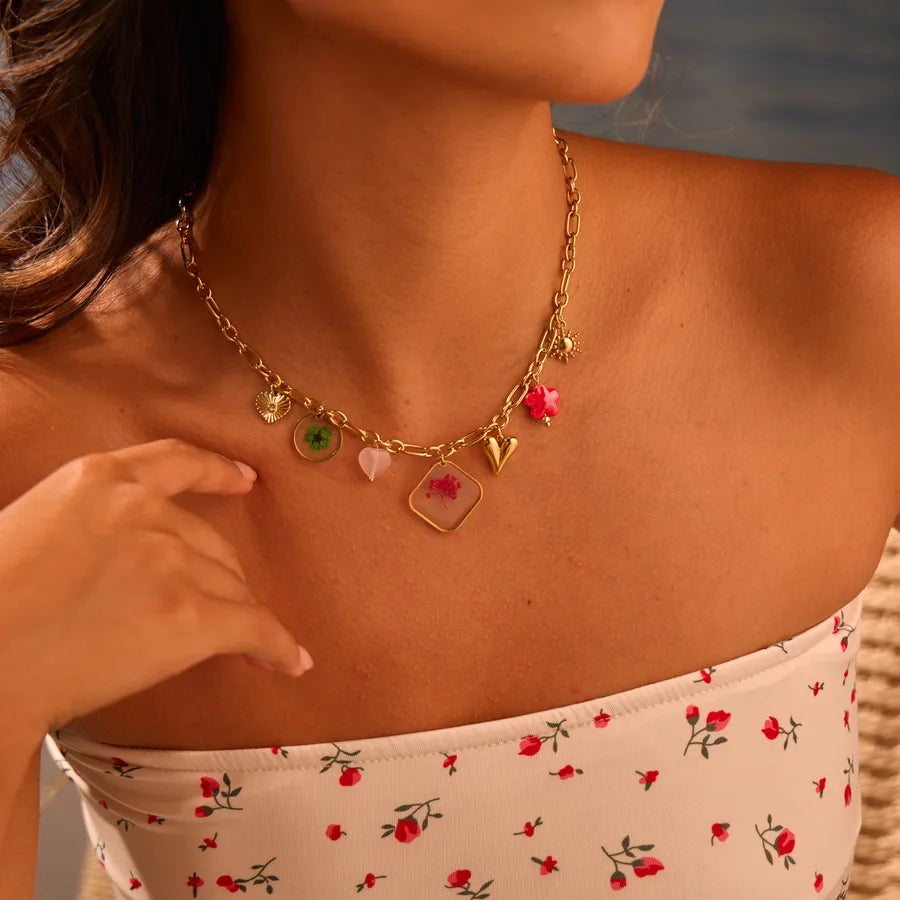 Gold Floral Pendant Necklace – Stainless Steel