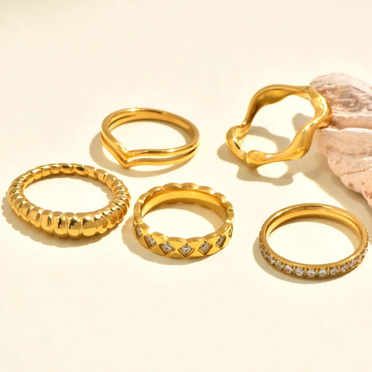 18K Gold Plated Wave Ring – Stainless Steel