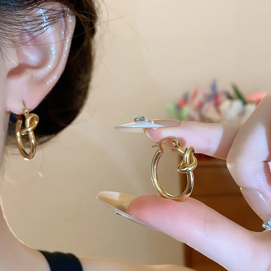 Minimalist Knot Round Earrings – Gold Plated