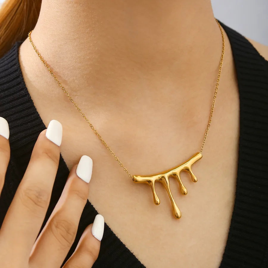 18K Gold Geometric Pendant Necklace for Women