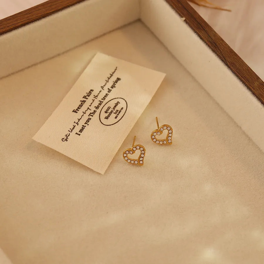 Elegant Heart & Flower Gold-Plated Stud Earrings Average Size Gold 2# Golden Love