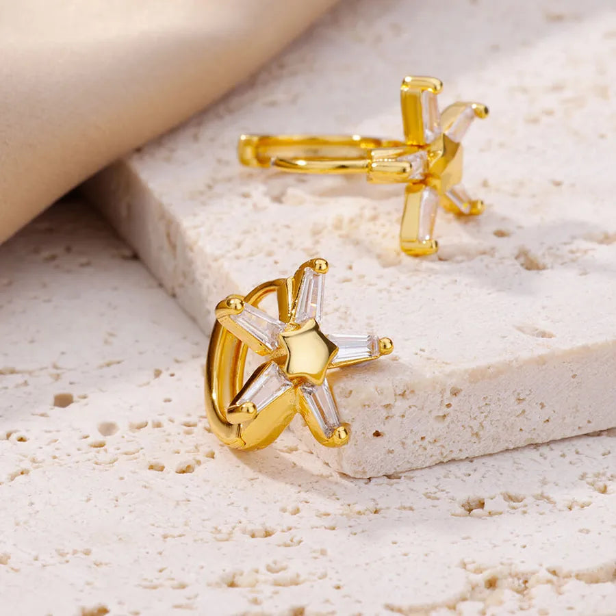 Elegant Geometric Flower Stud Earrings
