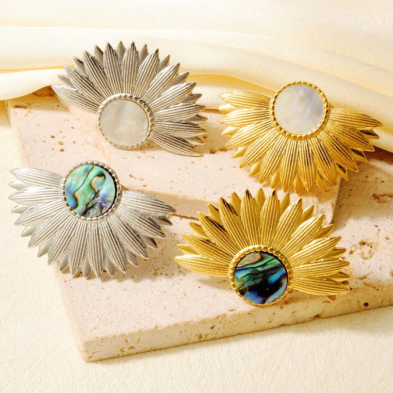 Vintage Fan Shell Ring – 18K Gold Stainless Steel