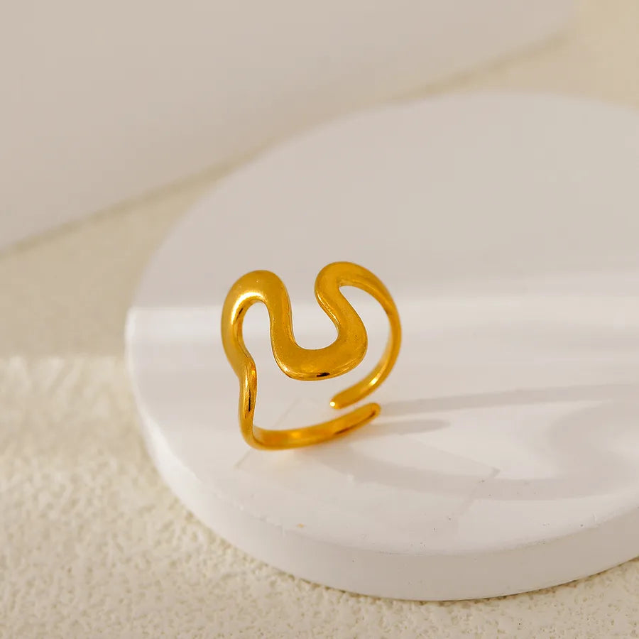 18K Gold Asymmetric Waterdrop Ring