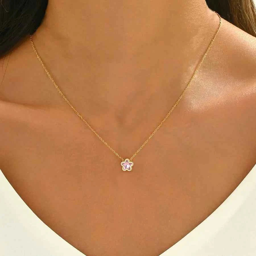 18K Gold Star Pendant Necklace for Women