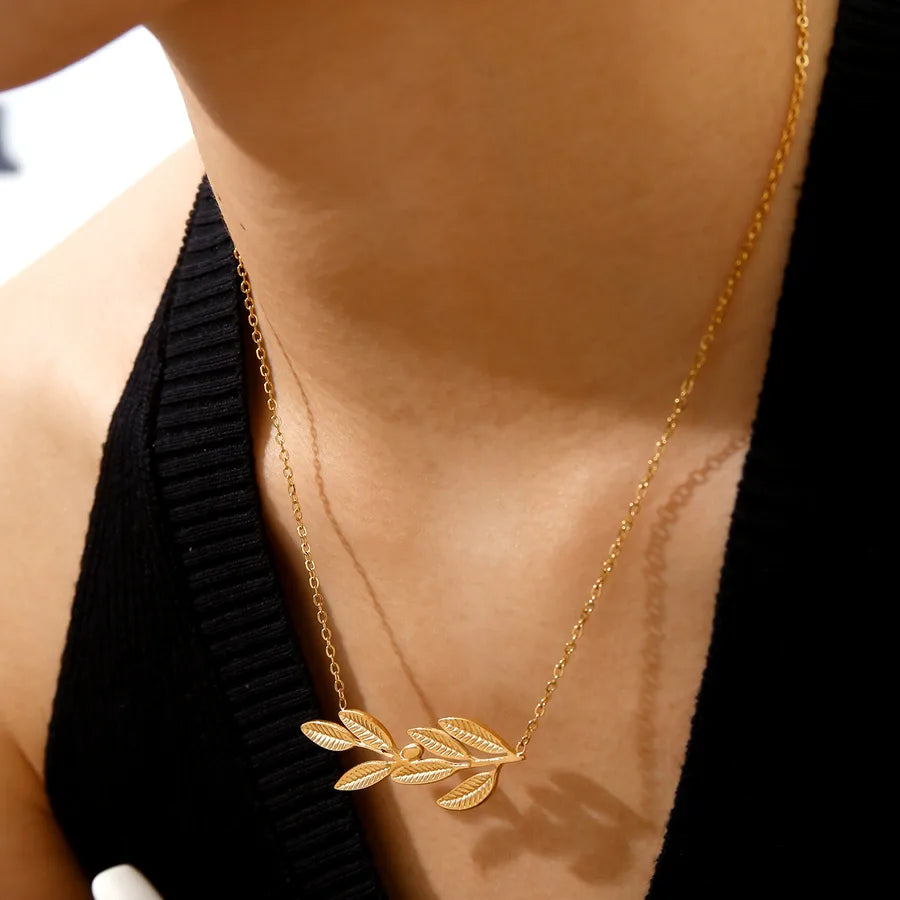 18K Gold Leaf Pendant Necklace for Women