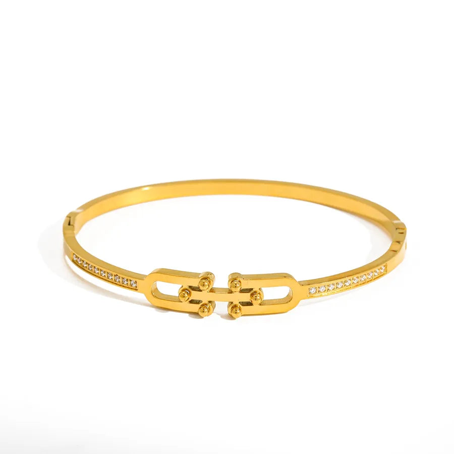 18K Gold Plated Daisy Butterfly Bracelet 1- Inner Diameter 59.12mm- Gold