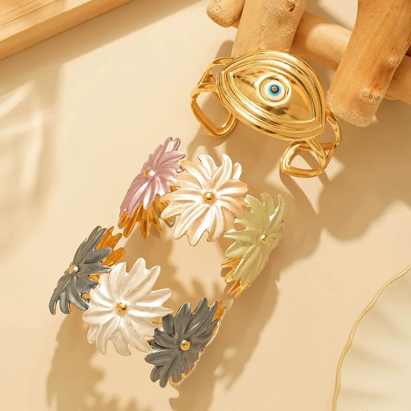 18K Gold Plated Eye & Flower Stainless Bracelet