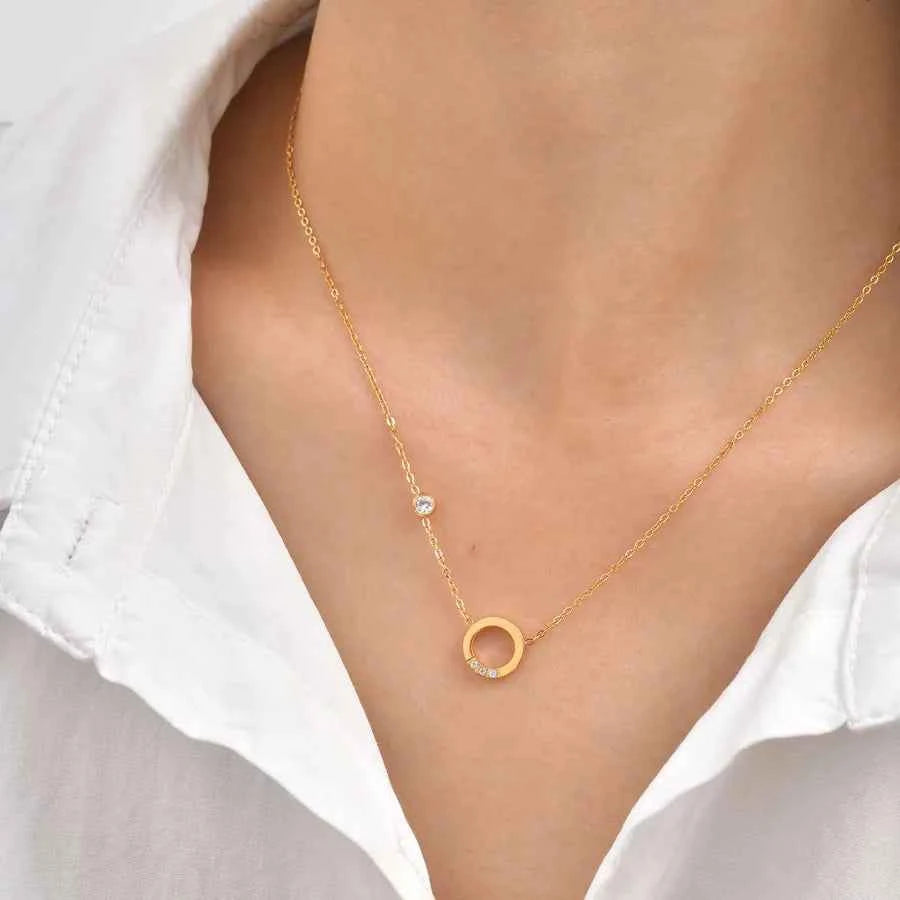 Geometric Zircon Necklace – 18K Gold Plated Steel